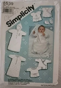 Simplicity 8539 Schnittmuster Größe A 5 für Kinder Nachtwäsche ungeschnitten Kleinkind - Bild 1 von 2