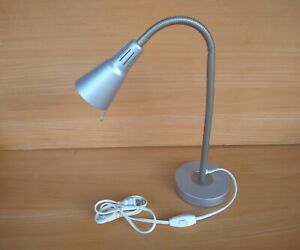 Ikea Kvart  Goose Silver Neck B0603 Bendy  Table Lamp w/ ON/OFF Cord Switch
