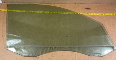 2009-2018 VOLKSWAGEN TIGUAN - FRONT RIGHT DOOR GLASS Green - 5N0845202 OEM . - Image 1 of 4