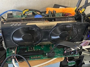 EVGA NVIDIA GeFORCE GTX 770 (04G-P4-3774-KR) 4GB GDDR5 GRAPHICS CARD HDMI/DP/DVI - Picture 1 of 13