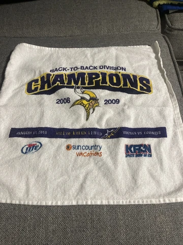 Minnesota Vikings Towel - "Back to Back Div Champs" Rally Towel - 16" x 18" Cover