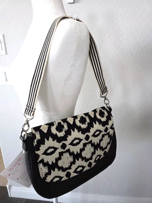 New! Thirty-one Black,&Cream Shoulder Bag - Image 1 of 4