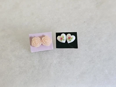 2 pares de nuevos aretes sin níquel tono dorado - corazones, rosas rosadas, flores Foto 1 de 4