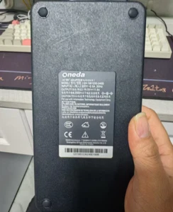 Oneda QY-1951230-240D 19.5V 11.8A AC Power Adapter Transformer 1PC - Afbeelding 1 van 2