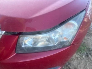 2010 Holden Cruze JG Left Headlight 09 10 11 Chevy Daewoo #B434 - Picture 1 of 12