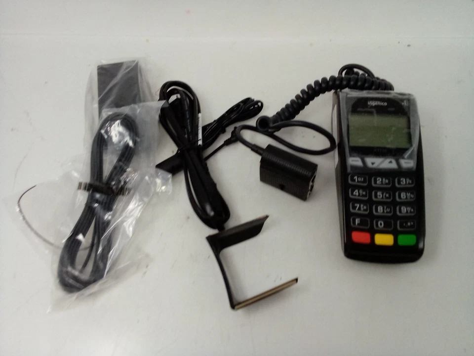 INGENICO ICT220 CREDIT CARD TERMINAL W/ POWER SUPPLY ULET-28