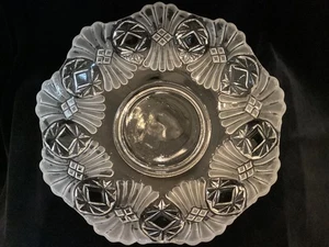 EAPG - Robinson Glass - Zanesville, Ohio #1 - "Fagot/Vera" 11" bowl - Picture 1 of 3