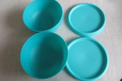 2 x Tupperware Ergonomica 6918B mit Deckel 6919B Schüssel 550 ml ø 13,7 cm Dose - Bild 1 von 3