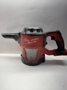 *Milwaukee 0882-20 M18 40CFM 36-Oz Compact Vacuum ⭐️FOR PARTS⭐️ - Picture 1 of 3