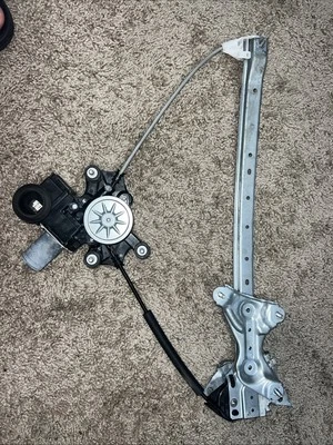 2020-2022 TOYOTA COROLLA REAR LEFT SIDE DOOR WINDOW REGULATOR & MOTOR OEM - Image 1 of 3