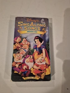 Disneys Sing Along Songs - Snow White: Heigh-Ho (VHS, 1994) - Bild 1 von 5