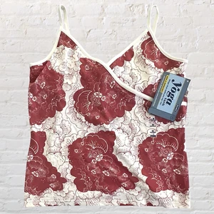 VTG Y2K Old Navy Cropped Yoga Tank Size M Cream Red Flowers Racerback NWT - Picture 1 of 10