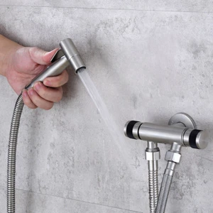 Soffione doccia acciaio inox bidet adattatore bagno doccetta con spruzzatore tubo rubinetto - Foto 1 di 6