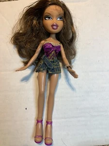 BRATZ VHTF Fashion Show Nachtwäsche Yasmin Original Top, Ohrringe und Schuhe - Bild 1 von 10
