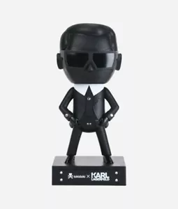 Muñeca Barbie Karl Lagerfeld Tokidoki edición limitada MR. BLANCA Y NEGRA - Imagen 1 de 7