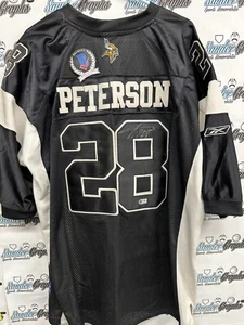 ADRIAN PETERSON SIGNED AUTOGRAPHED BLACK FOOTBALL JERSEY-BAS BECKETT COA NWOT - Picture 1 of 8