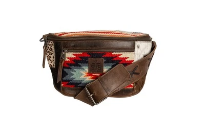 Bolso bandolera de cuero multicolor STS Ranchwear para mujer Chaynee Mountain Sachi OS Foto 1 de 4