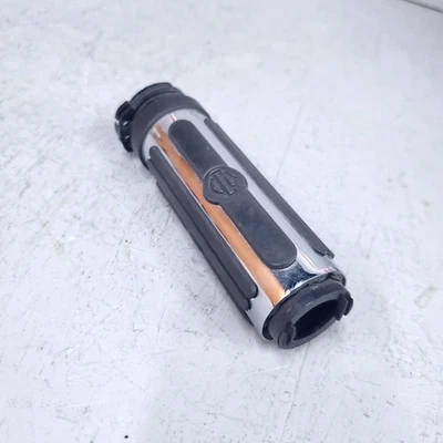 Harley-Davidson Chrome and Rubber Right Hand Grip Throttle By Cable 56263-08 - Image 1 of 4