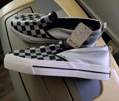 Zapatillas sin cordones Mudd para mujer a cuadros amapola plateadas y negras talla 9 nuevas con etiquetas Foto 1 de 4