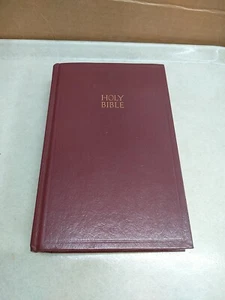 Holy Bible New King James Version Nelson 1982 Red Letter Version  - Bild 1 von 4