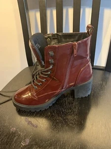 FOREVER 21 lace up heel boots US Size 9 Women's Burgundy Shiny Chunky Combat - Picture 1 of 8