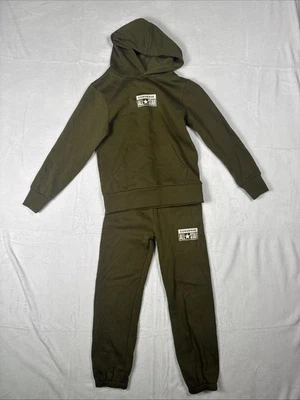 Conjunto de pantalones deportivos y sudaderas Converse All Star para niños, verde oliva talla pequeña Foto 1 de 4