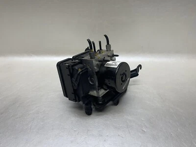 2010 2011 2012 HONDA INSIGHT ABS MODULATOR ASSEMBLY VSA OEM ABS 57110-TM8-A620 - Image 1 of 4