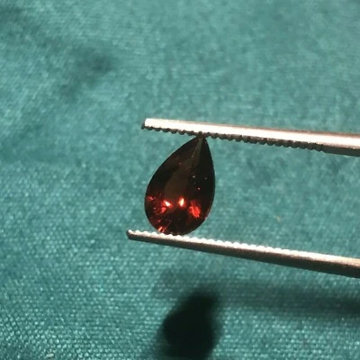A1 0.85ct. Deep Red Faceted Pear Shape Pyrope Garnet Gemstone from Mozambique. - Image 1 of 2