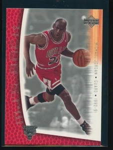 Michael Jordan 2001-02 Upper Deck MJ'S Back #MJ-10 HOF - Foto 1 di 2