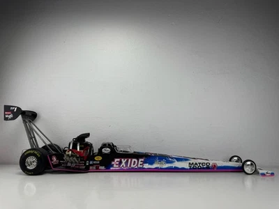 Топливный драгстер Action Tony Schumacher с автографом Auto Exide Matco NHRA - Изображение 1 из 4