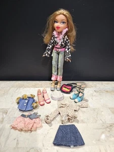 Bratz Genie Magic Yasmin Doll 2006 Outfit & Shoes Accessories Collectible Toy - Picture 1 of 8