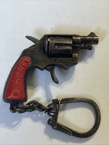 🔥🔥 Vintage UK Design 999024 Pistol revolver key chain Snub nose Hong Kong 🔥🔥 - Picture 1 of 11