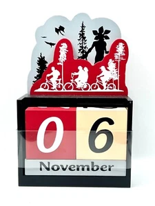 Stranger Things Wooden Blocks Calendar NEW & FREE Shipping! - Picture 1 of 4