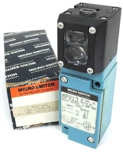 HONEYWELL MICRO SWITCH MPP1-8813 POLAR SCANNING HEAD W/ MPV13 PHOTOELECTRIC BODY - Picture 1 of 7