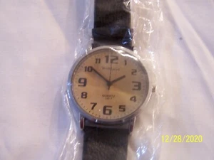 WoMaGe Men's Ladies Quartz Watch. 139-7, Black Strap, 1 1/2"Tan Face, Black Dial - Picture 1 of 2