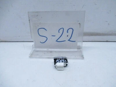 INTERRUPTOR DE CERRADURA DE PUERTA DE PASAJERO DELANTERO DERECHO LINCOLN MKS 13-16 OEM Foto 1 de 4