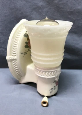 VTG Ceramic Ivory Porcelain Wall Sconce Floral Light Fixture Glass Shade 940-24B - Image 1 of 4
