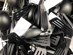 IKEA GNARP 3-piece kitchen utensil set, black - Picture 1 of 1