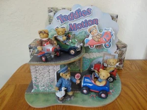 Lote de 6 peluches apreciados en movimiento Dave Roger Ken Chad y Kent con autos de exhibición - Imagen 1 de 15
