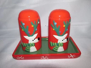 GANZ REINDEER SALT & PEPPER SHAKERS WITH TRAY - BELLA CASA - Picture 1 of 5