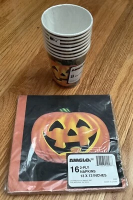 Smiling Pumpkins Halloween Party 8 - 9 oz Paper Cups &  16 Napkins Lot - Image 1 of 2