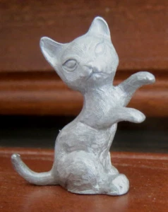 Vintage Miniatur Spoontiques Katze spielende Figur P 14 ~ sieht aus wie beim Boxen - Bild 1 von 5
