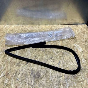Sello de funcionamiento ventana puerta trasera mercedes-benz w126 1267350025 nuevo stock antiguo - Imagen 1 de 10