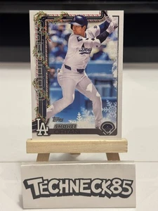 2025 Topps Shohei Ohtani Holiday Dodgers  - Foto 1 di 2