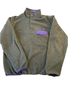 Patagonia Synchilla Damen Fleecepullover grau lila 1/4 Druckknopf Large - Bild 1 von 6