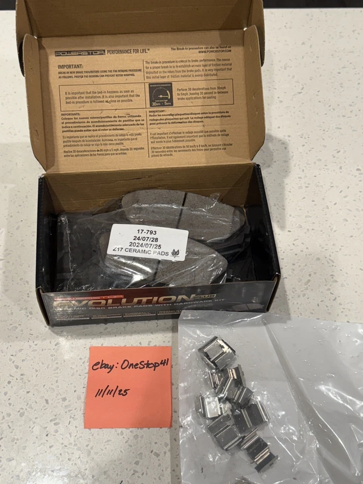 17793 本田奥德赛 1999 - 2004 年前陶瓷刹车片一对两 (2) Z17-793 — 第 1/4 张图片