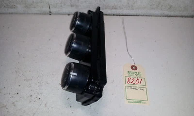 Chrysler 200 2011 control de clima OEM P55111888AF #8201 Foto 1 de 4