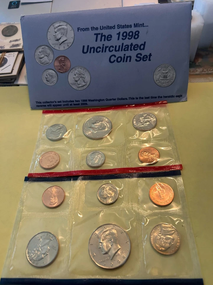 1998 US Mint Set Uncirculated - Image 1 of 1