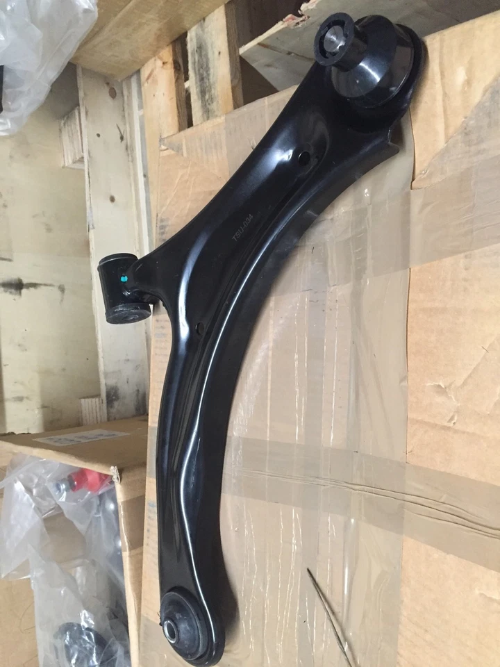 FRONT DRIVER SIDE RH SUSPENSION WISHBONE CONTROL ARM FOR  SUZUKI LIANA STEEL - Image 1 of 1