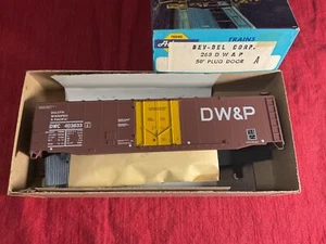 ATHEARN HO-SCALE 50’ DULUTH WINNIPEG & PACIFIC BOXCAR KIT #268 BRAND NEW!! - Picture 1 of 7
